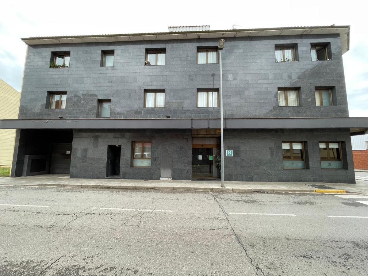 Hotel Sant Celoni Eksteriør bilde