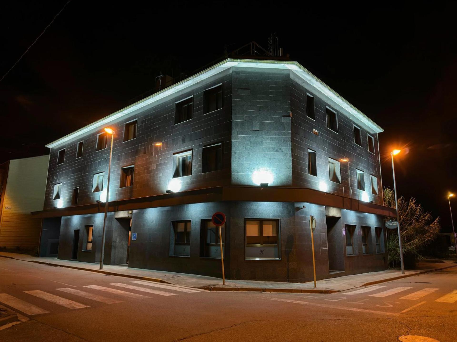 Hotel Sant Celoni Eksteriør bilde