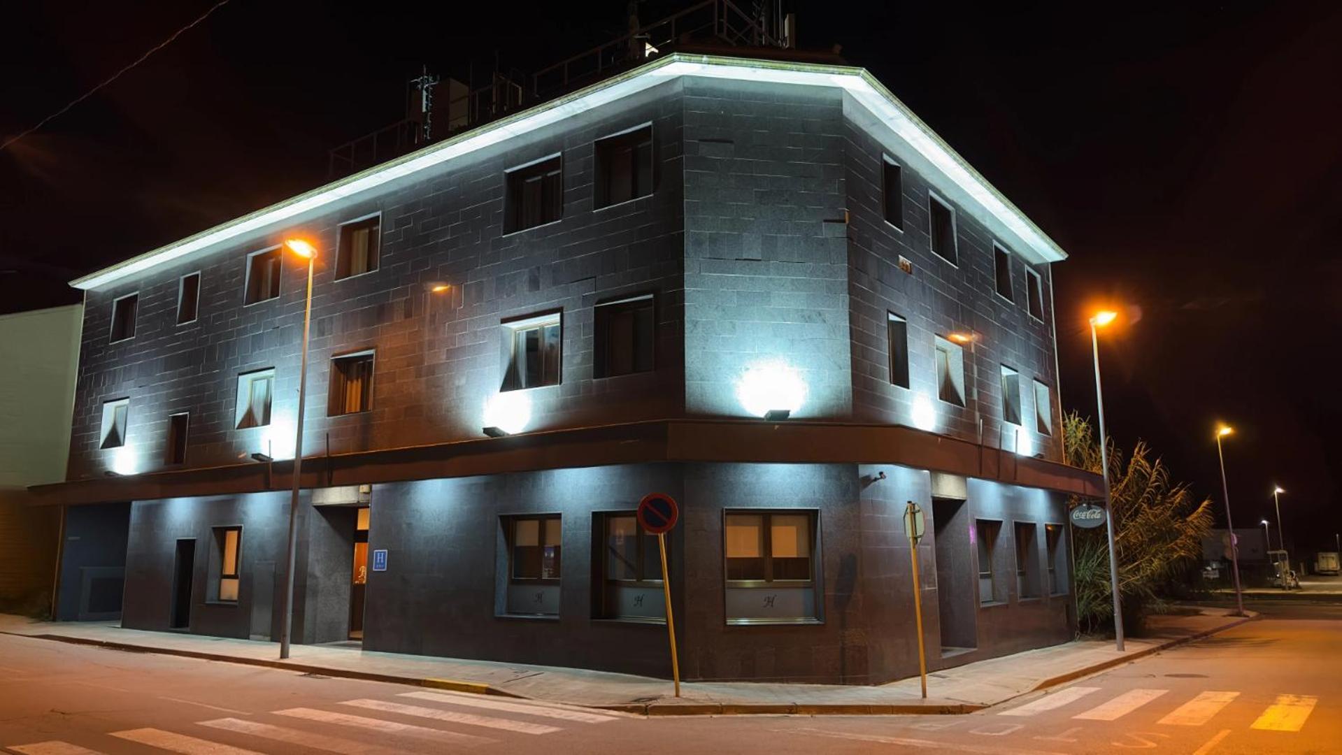 Hotel Sant Celoni Eksteriør bilde